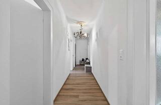 Wohnung kaufen in 76530 Innenstadt, Denkmalgeschützte 4-Zimmer-Wohnung für Liebhaber klassischer Architektur