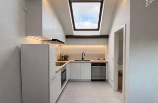 Wohnung kaufen in 63179 Obertshausen, WOHLFÜHLEN ÜBER DEN DÄCHERN ☀️ Helle Dachgeschosswohnung mit 56 m² & Einbauküche in Obertshausen!