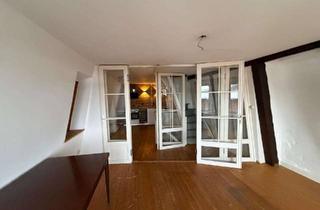 Wohnung mieten in An Der Untertrave 37, 23552 Innenstadt, Altbaucharme auf 3,5-Zimmer Wohnung in Lübecker Altstadt an der Trave