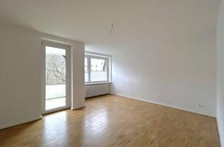 Wohnung mieten in Uhlhornstraße, 30625 Kleefeld, Renoviert | Moderne 3 Zimmerwohnung mit Balkon und Einbauküche!