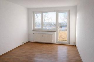 Wohnung mieten in Arnold-Zweig-Str. 54, 18435 Knieper West, Schöne 2-Raum-Wohnung mit Balkon im Stralsunder Norden