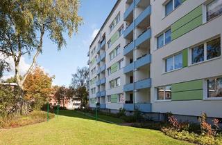 Wohnung mieten in Osterallee 6b, 24944 Mürwik, Helle Wohnung mit Loggia