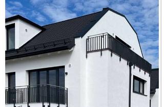 Wohnung mieten in Dorfstraße 13a, 82110 Germering, 2,5-Zimmer-Dachgeschosswohnung mit Teilmöblierung