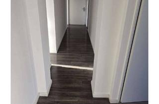 Wohnung mieten in 06749 Bitterfeld-Wolfen, Günstige, vollständig renovierte 4-Zimmer-Wohnung zur Miete in Bitterfeld-Wolfen