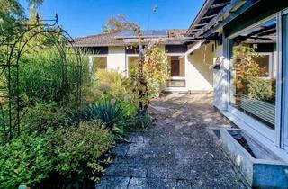 Haus kaufen in 91126 Eichwasen, Bungalow mit viel Potenzial – Lichtdurchflutetes Wohnen auf einer Etage und traumhaftem Grundstück