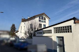 Doppelhaushälfte kaufen in 63165 Mühlheim, Charmante Doppelhaushälfte mit Garage in Mühlheim am Main