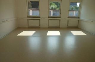 Büro zu mieten in Gabelsbergerstr. 20, 95028 Innenstadt, Büro-/Praxisräume in der Gabelsbergerstraße