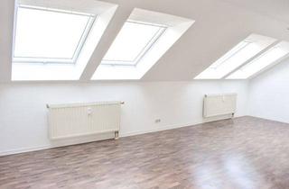 Lofts mieten in Trockentalstraße 85, 08527 Plauen, Loftartige Dachgeschosswohnung - 3 Zimmer - Aufzug - Tageslichtbad