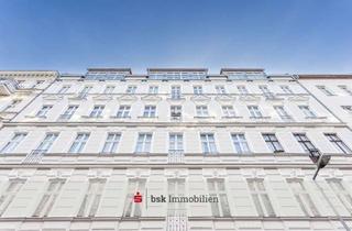 Wohnung kaufen in 10827 Schöneberg, Solide Kapitalanlage: 4-Zimmer-Altbaucharme in Schöneberg