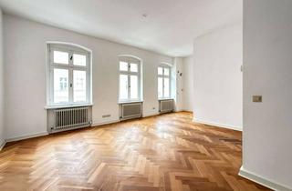 Wohnung kaufen in Schustehruspark, 10585 Charlottenburg, Bestlage am Schustehruspark: 2-Zimmer-Altbauwohnung in historischem Kutscherhaus