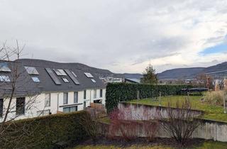 Wohnung kaufen in 72793 Pfullingen, 4,5-Zimmerwohnung (Baujahr 2015) am Fuße des Georgenbergs