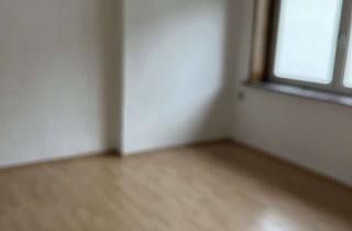 Wohnung mieten in Donnerscheidstraße 14, 57072 Siegen, Großzügige 5-Zimmer-Wohnung im 2. OG in Siegen