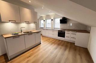 Wohnung mieten in Sperlingstraße 22, 33607 Innenstadt, Erstbezug im Neubau DG - Exklusive 2,5 ZKB mit Balkon und Einbauküche - Fussbodenheizung