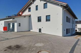 Wohnung mieten in Schillerstr, 94428 Eichendorf, 3-Zi Neubau Wohnung mit Balkon in Westausrichtung