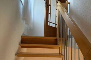 Wohnung mieten in 33102 Paderborn, Geräumige 4-Zimmer-Wohnung mit Balkon in Paderborn