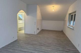 Wohnung mieten in 64579 Gernsheim, Helle 4-Zimmer-Dachgeschosswohnung mit Klima, Wärmepumpe & Stellplatz in Gernsheim