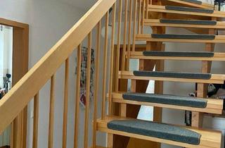 Wohnung mieten in Drosselweg, 83607 Holzkirchen, 2-Zimmer Wohnung im 1. Obergeschoss und Dachgeschoss in 83607 Holzkirchen