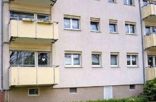 Wohnung mieten in Flöttestrasse 10, 45899 Horst, Ruhig gelegen: 3-Zimmer-Wohnung mit Balkon zur Gartenseite