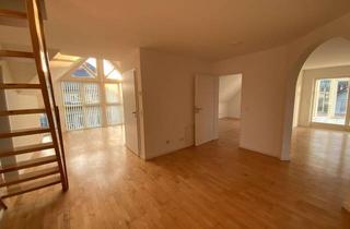 Wohnung mieten in 46519 Alpen, Helle 2,5-Zimmer-Dachgeschosswohnung in Alpen