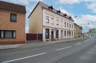 Haus kaufen in 39319 Jerichow, MFH mit 4 Einheiten, Solaranlage und langfristigen Mietverhältnissen in Jerichow