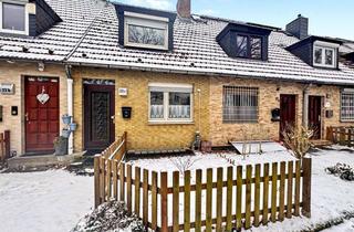 Haus kaufen in Zwillingestraße 22C, 12057 Neukölln, REIHENMITTELHAUS MIT 105 QM GESAMTFLÄCHE + EIGENEM GARTEN - ATTRAKTIVES SANIERUNGSOBJEKT IN TOP-LAGE