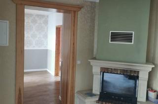 Wohnung kaufen in 07422 Bad Blankenburg, Stilvolle Altbau-Residenz mit 3,50 m Deckenhöhe, Kamin und Garten – 185 m² mit zwei Stellplätzen