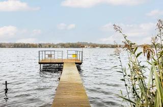 Einfamilienhaus kaufen in 14548 Schwielowsee, Idyllisches Wohnen am Wasser mit eigenem Badesteg