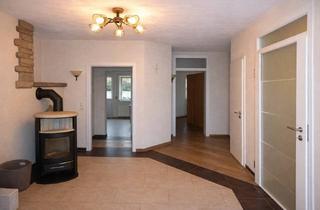 Einfamilienhaus kaufen in 35287 Amöneburg, Freistehendes Einfamilienhaus mit Einliegerwohnung in idyllischem Amöneburg