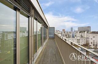 Wohnung mieten in Zimmerstraße 94, 10117 Berlin, LICHTDURCHFLUTET! 2 Zimmer Dachgeschoss-Wohnung mit ca. 77m² und großer Terrasse in Berlin-Mitte!