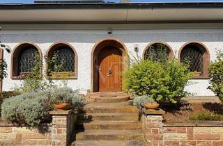 Villa kaufen in 66119 Saarbrücken, Wellness und wohnen auf dem Triller