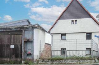Einfamilienhaus kaufen in 65817 Eppstein, Chance für Neubau: Sanierungs- oder Abrissobjekt in Eppstein-Ehlhalten mit tollem Hof
