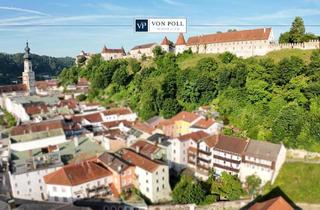 Haus kaufen in 84489 Burghausen, Historisches Wohnhaus mit Blick auf die Altstadt – Denkmalgeschützter Rohdiamant in Burghausen