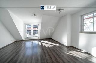 Wohnung kaufen in 71069 Sindelfingen, 2-Zimmer-Dachgeschoss-Wohnung mit Süd-Balkon und Garage in Maichingen