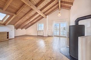 Wohnung kaufen in 83209 Prien, 4 Zi.-Wohnung mit Bergblick - Rückzugsort mit 2 Balkonen und Holzkamin auf Erbpachtgrundstück