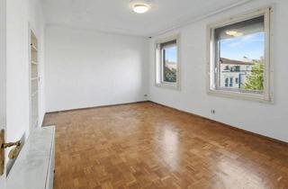 Wohnung kaufen in 70372 Stuttgart, Altbaucharme im Herzen von Cannstatt – 4 Zimmer, 2 Tageslichtbäder und Balkon