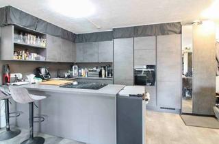 Wohnung kaufen in 45966 Gladbeck, Komfortables Wohnen mit Freizeitfaktor: Balkon, Sauna & Pool