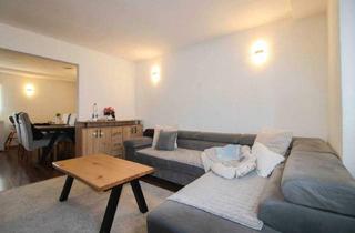 Doppelhaushälfte kaufen in 72285 Pfalzgrafenweiler, Pfalzgrafenweiler - Kernsanierte Doppelhaushälfte inklusive Garage