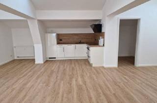 Wohnung mieten in 97421 Schweinfurt, Schweinfurt - Schicke 4-Zimmer-Mietwohnung mit Balkon in 97421 Schweinfurt (ID 1519)