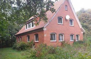 Einfamilienhaus kaufen in 25551 Hohenlockstedt, Hohenlockstedt - Einfamilienhaus mit Lagerhalle und 9.000m² Grundstück
