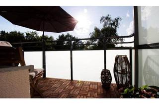 Wohnung kaufen in 25469 Halstenbek, Halstenbek - Sanierte 4-Zimmer Wohnung mit sonnigem Balkon inkl. PKW-Stellpl.