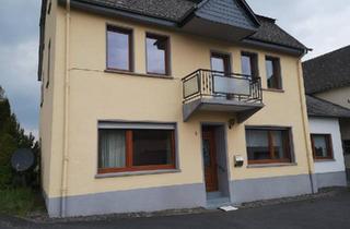 Einfamilienhaus kaufen in 53539 Kelberg, Kelberg - Charmantes freistehendes Bruchsteinhaus mit Hofanlage und Wiesen