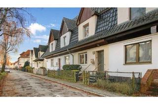 Reihenhaus kaufen in 13587 Berlin, Berlin - Modernisierungsbedürftiges Reihenhaus in beliebter Waldsiedlung