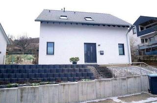 Einfamilienhaus kaufen in 56332 Lehmen, Lehmen - Schönes freistehendes Einfamilienhaus in ruhiger Wohnlage