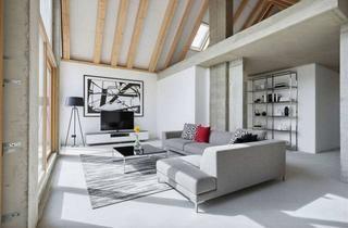 Wohnung kaufen in 16548 Glienicke, Atemberaubende Dachgeschoss mit drei Balkonen