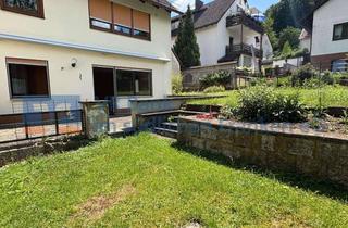 Wohnung kaufen in 91757 Treuchtlingen, Schöne 4-Zimmer Erdgeschosswohnung mit Garten