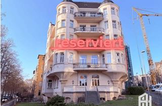 Wohnung kaufen in 34119 West, reserviert: sonnige 5-Zimmer Altbauperle im Vorderen Westen mit großem Balkon