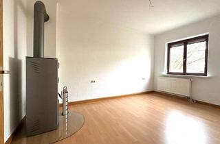 Wohnung kaufen in 88045 Friedrichshafen, ALTBAULIEBHABER AUFGEPASST: ***Bezugsfreie 3 Zimmer Wohnung mit Loggia***