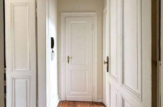 Wohnung kaufen in Gereonswall 23B, 50668 Altstadt-Nord, Zauberhaftes kleines Altbauapartment im Herzen von Köln