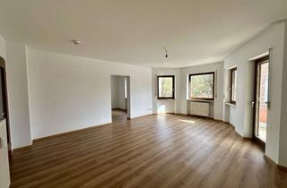 Wohnung kaufen in Hohmannstraße, 97688 Bad Kissingen, Große 4-Zimmer-Wohnung in ruhiger Wohnlage mit Garage