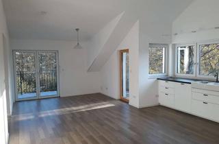 Wohnung mieten in Würmstr., 82166 Gräfelfing, Neuwertige 2-Zimmer-DG-Single-Whg. mit 2 Balkonen in Gräfelfing